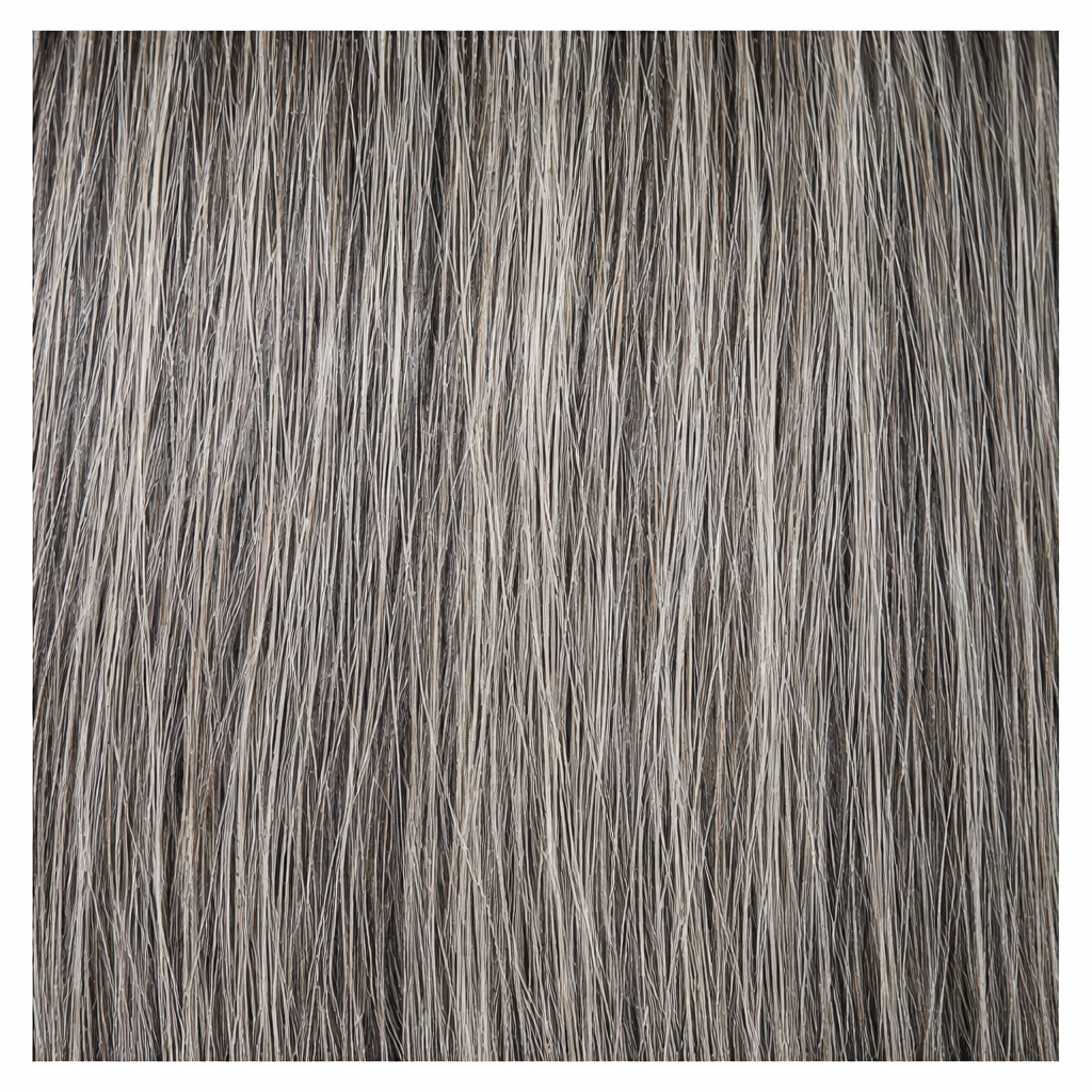 Short wavy synthetic full wig in color 51A with zig-zag curls and lightweight finish